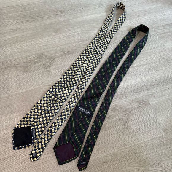 Lands' End Set of 2 100% Silk Navy Floral & Plaid Neck Ties - Picture 3 of 8